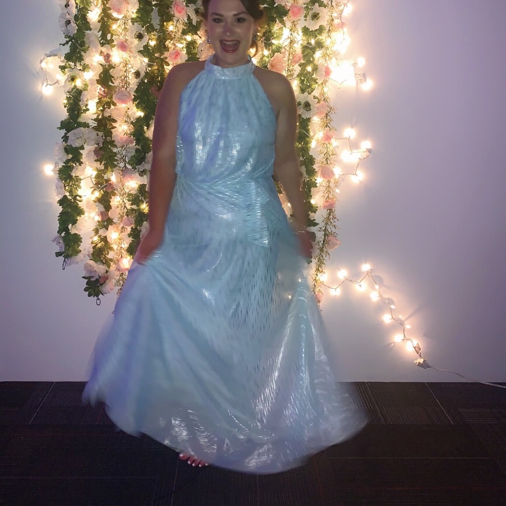 Light Blue Jessica Howard Formal Dress